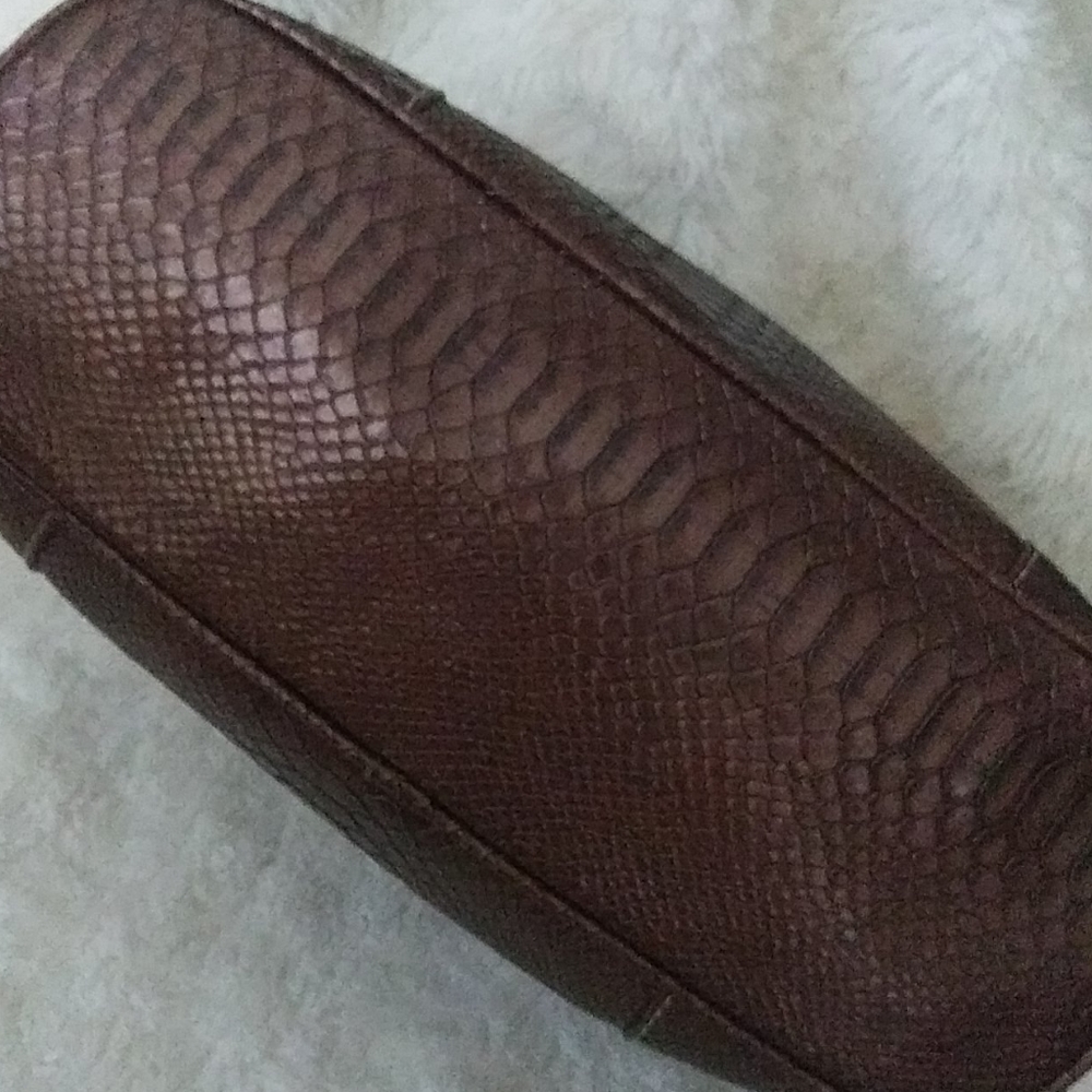 Bronze Snakeskin Purse - Picture 5 of 10